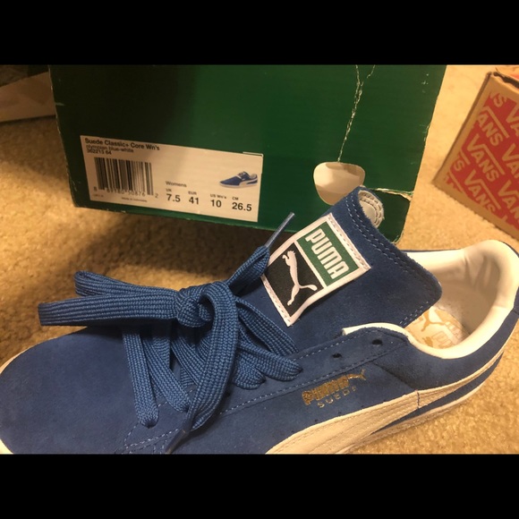 Puma - Picture 3 of 3